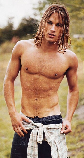 Travis Fimmel; Men 